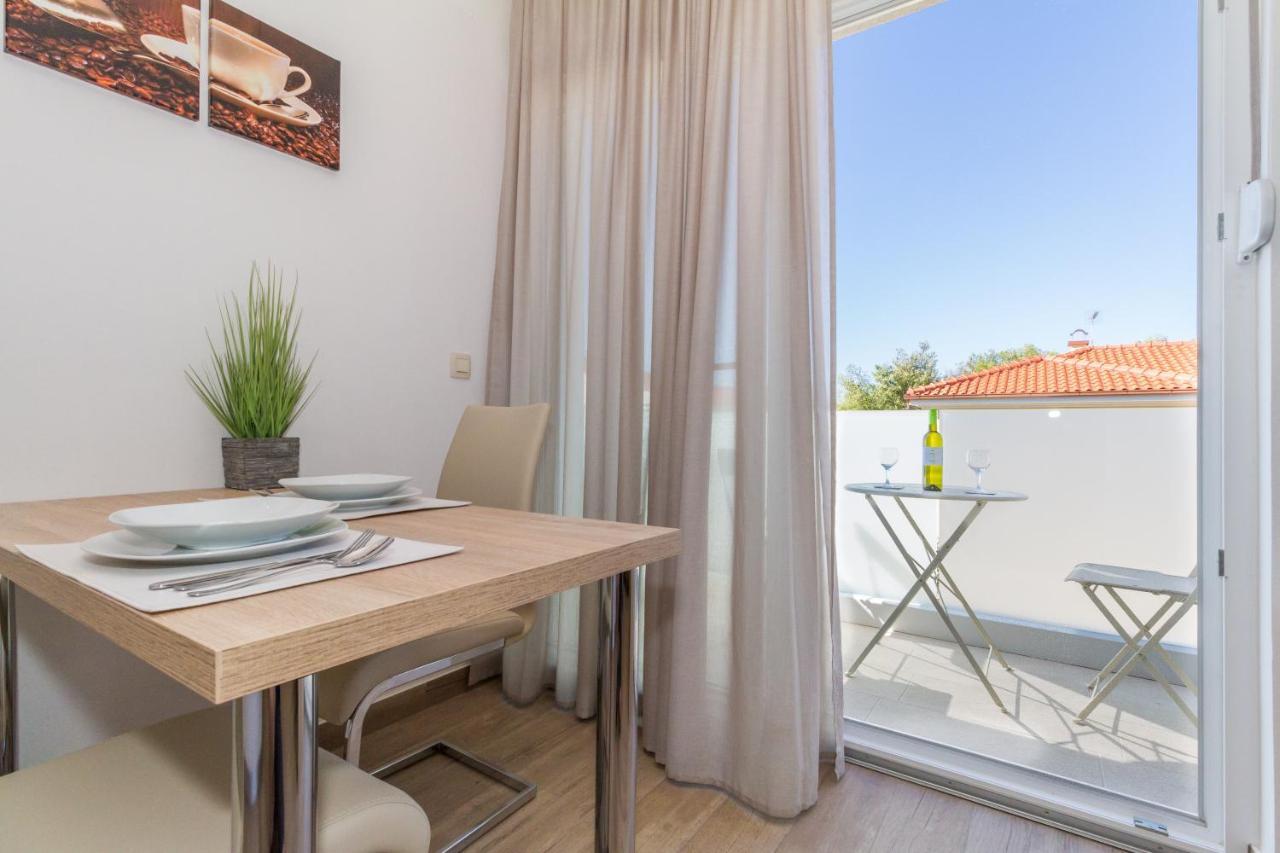 Villa Astoria Biograd Na Moru Exterior foto